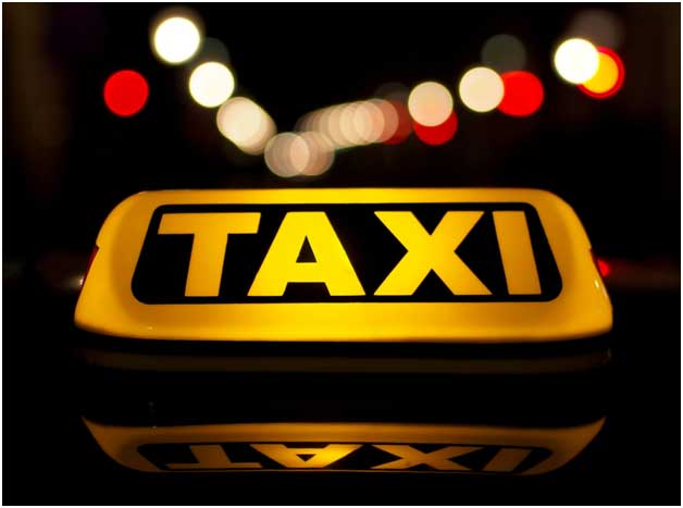 Get The Best Taxi Services For Easy Airport Transfers